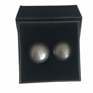 Vintage Stud Earrings Bronze Buttons 1 cm